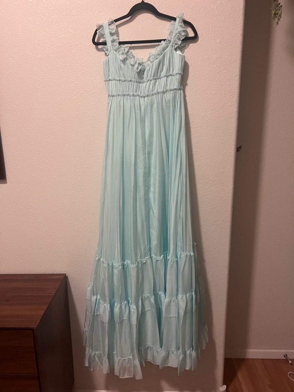 Mac Duggal Mint Green Off-Shoulder Ruffled Maxi Gown - Picture 5 of 8